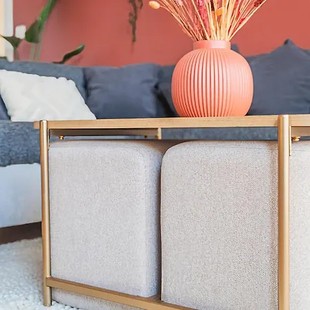 La 112 - Large - Garden Terrace Apartment *